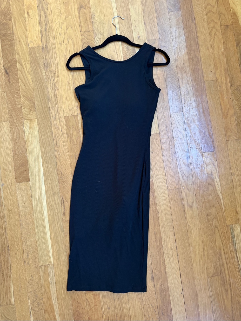 Popilush Classic Black Sleeveless Midi Dress